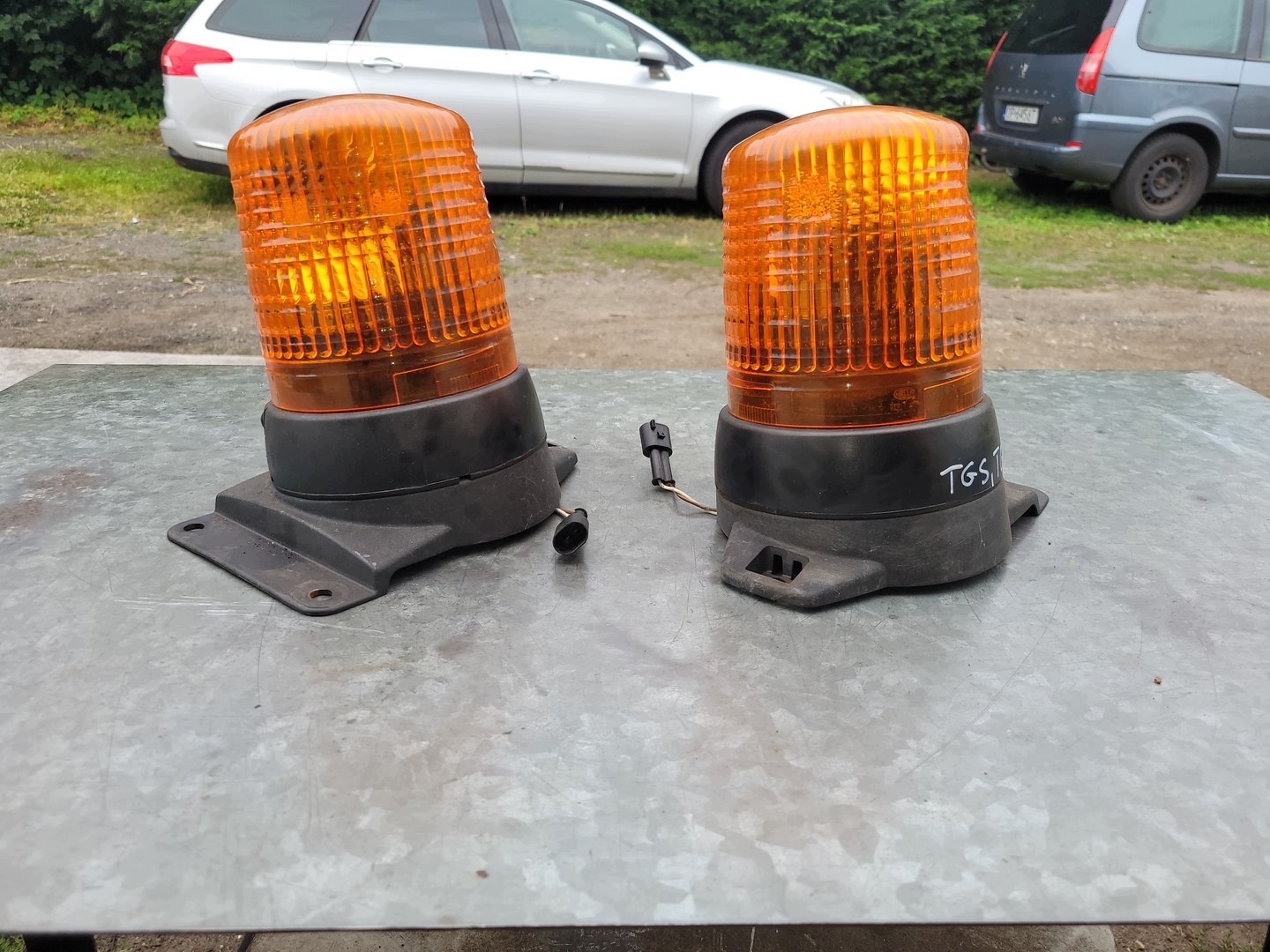MAN TGS/TGA Warnleuchte HELLA 81.25207.0013 OEM 8996554747000 image 2