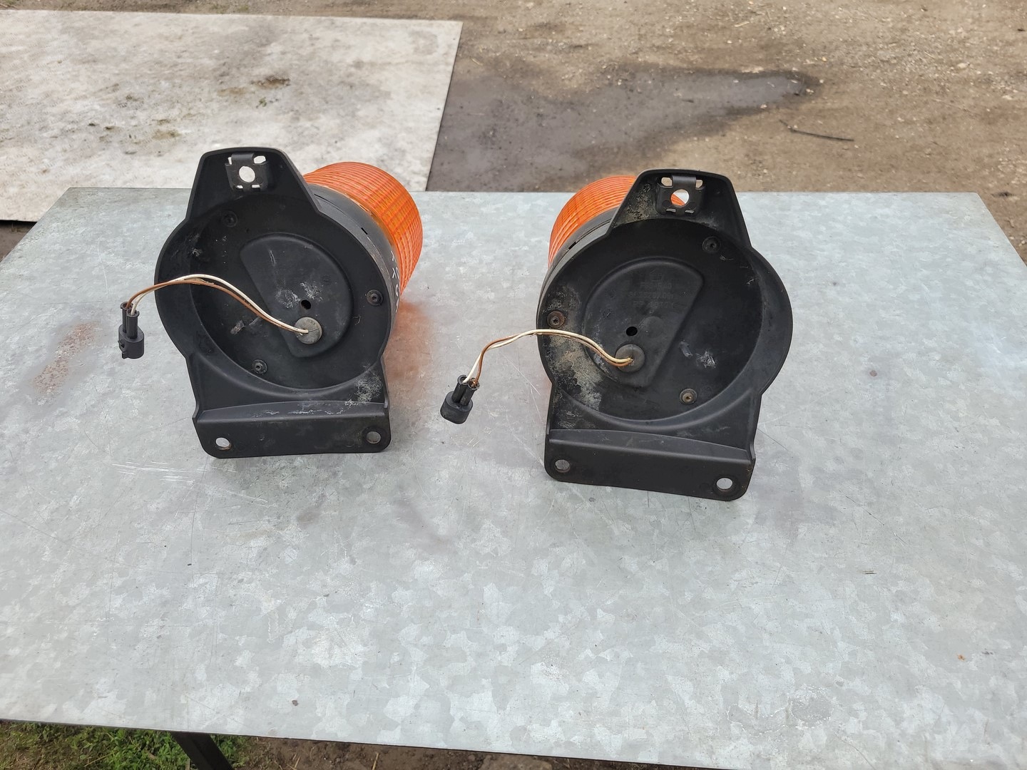 MAN TGS/TGA Warnleuchte HELLA 81.25207.0013 OEM 8996554747000 image 5