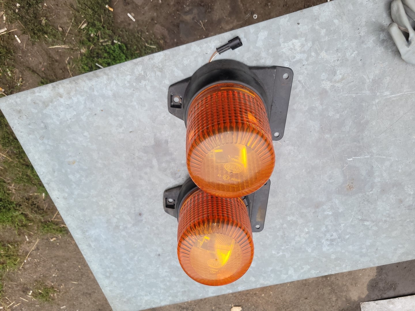 MAN TGS/TGA Warnleuchte HELLA 81.25207.0013 OEM 8996554747000 image 8