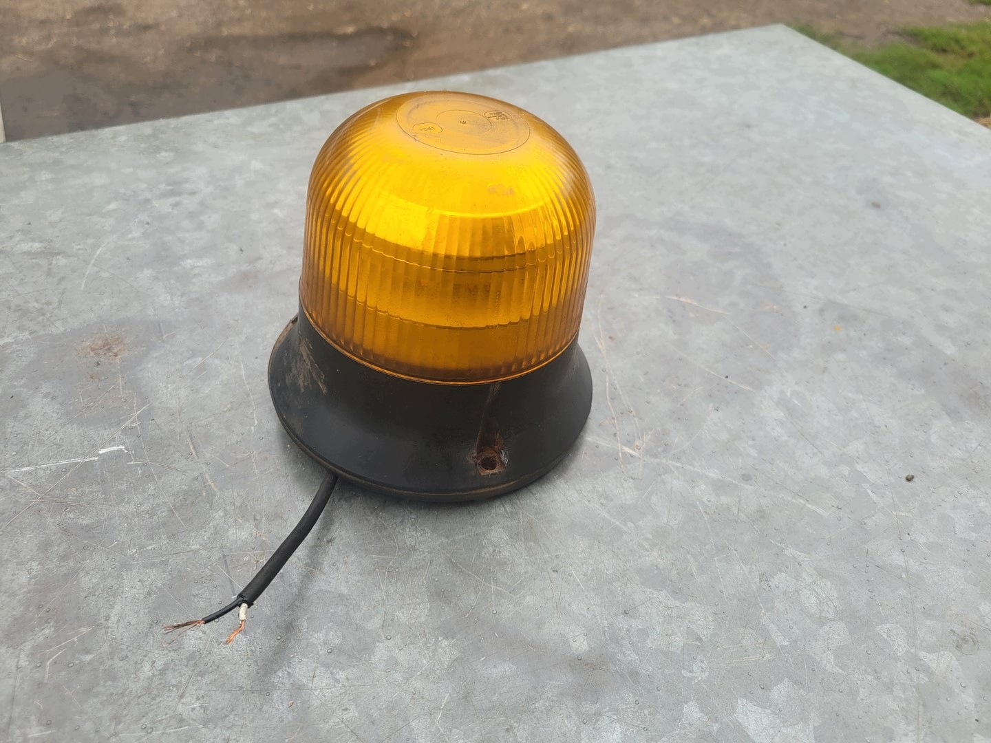 MAN LED Warnleuchte 12-24V Gebraucht OEM 8996554741111 image 6