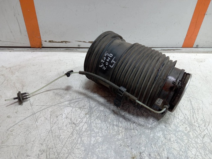 MERCEDES W205 Ilmajousipalke Iskunvaimennin Takavasen A2053200725
