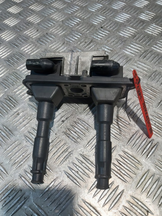 Sytytyspuola VW Passat B5 Variant (3B5) 1.8 20V 125 - ADR 0221603003