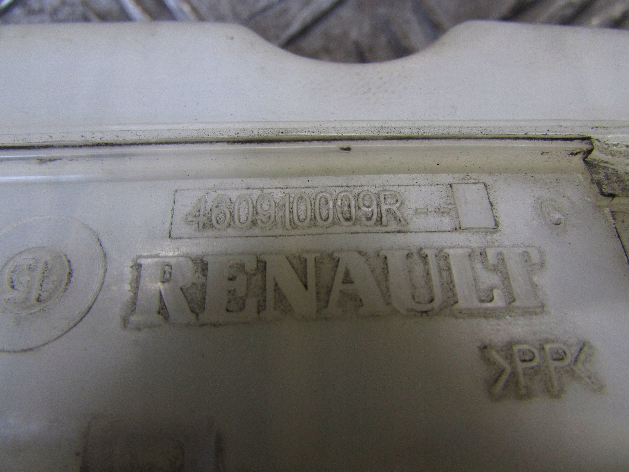 Cilindro de Roda Renault Megane III 460910009R Usado image 4