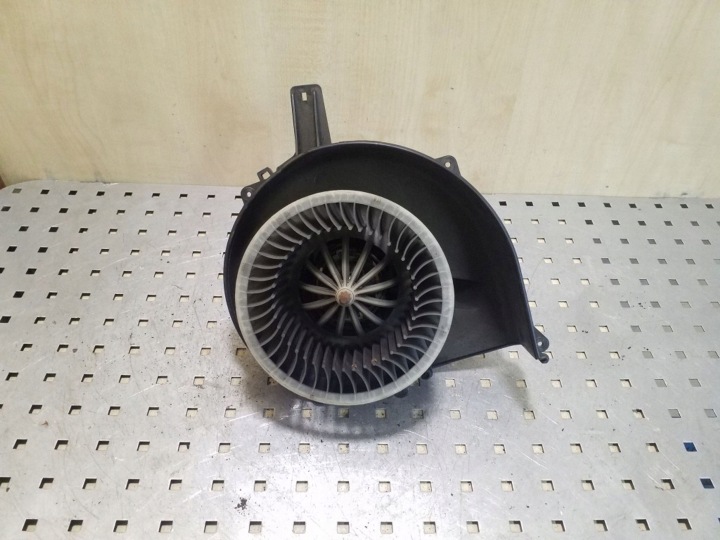 Heater Core AUDI A2 (8Z0) 6Q2819015C 1.4L diesel 55kW 2001