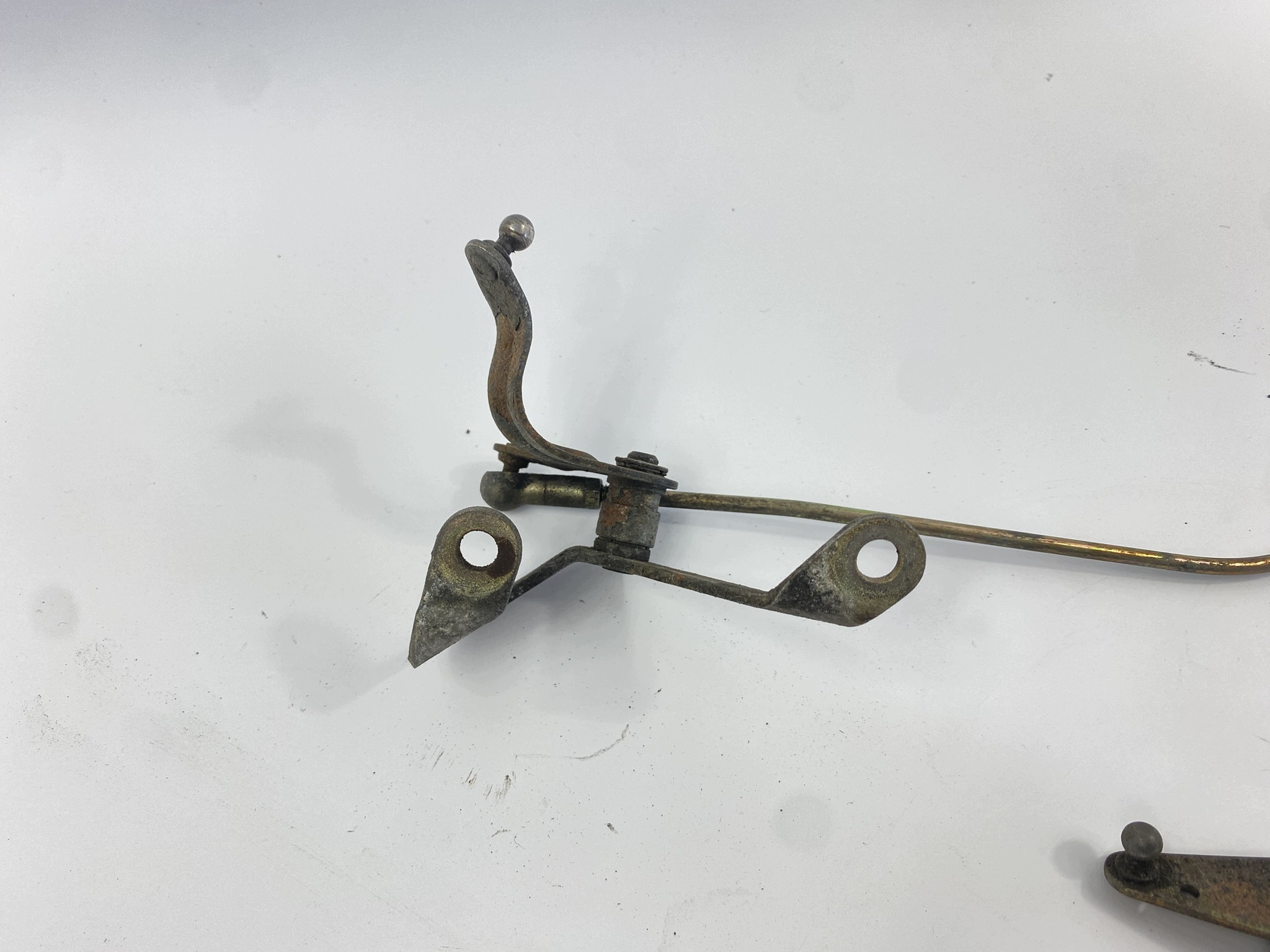 Mécanisme câble gaz régulateur Mercedes W124 W201 W126 image 5