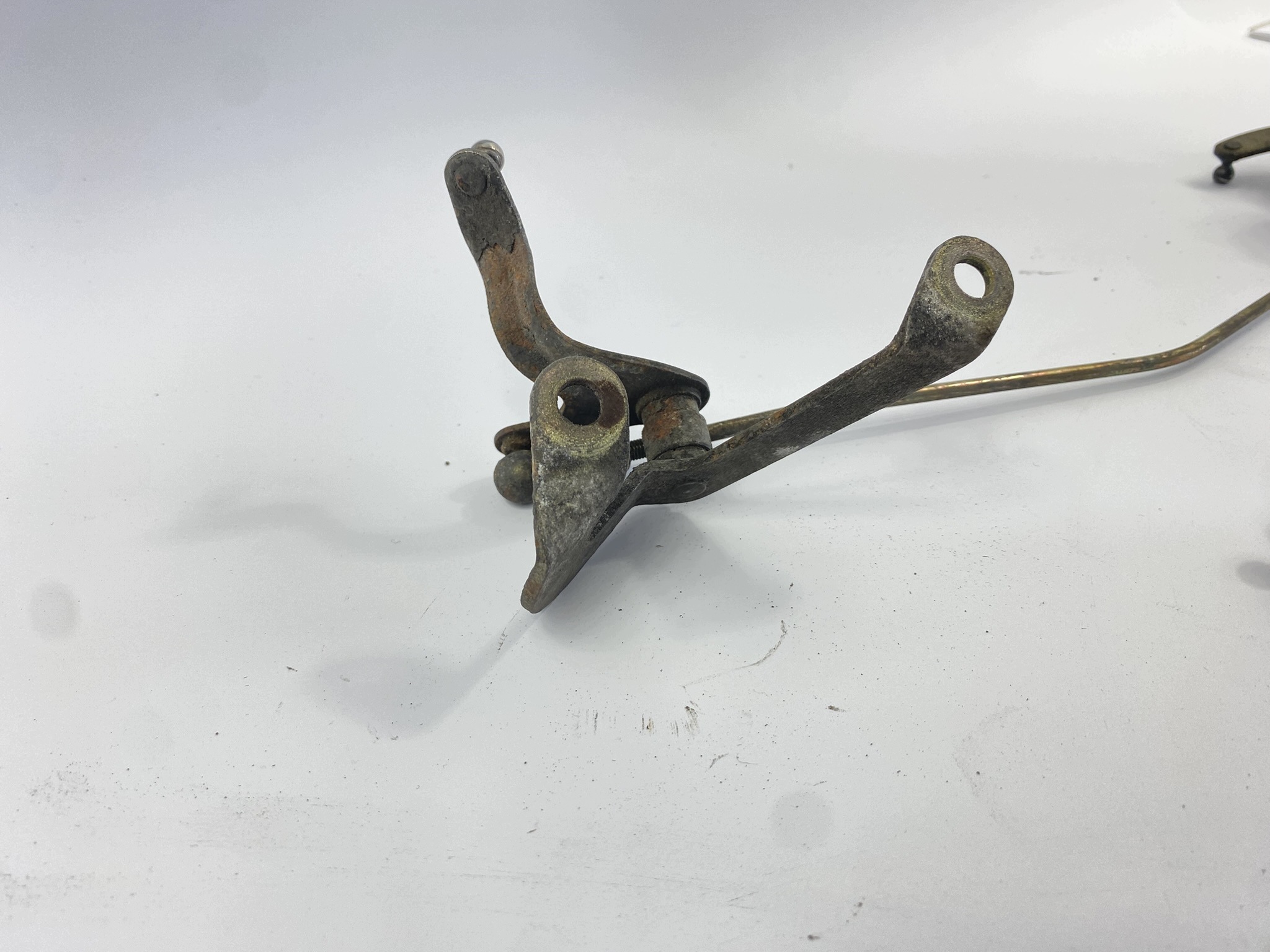 Mécanisme câble gaz régulateur Mercedes W124 W201 W126 image 6