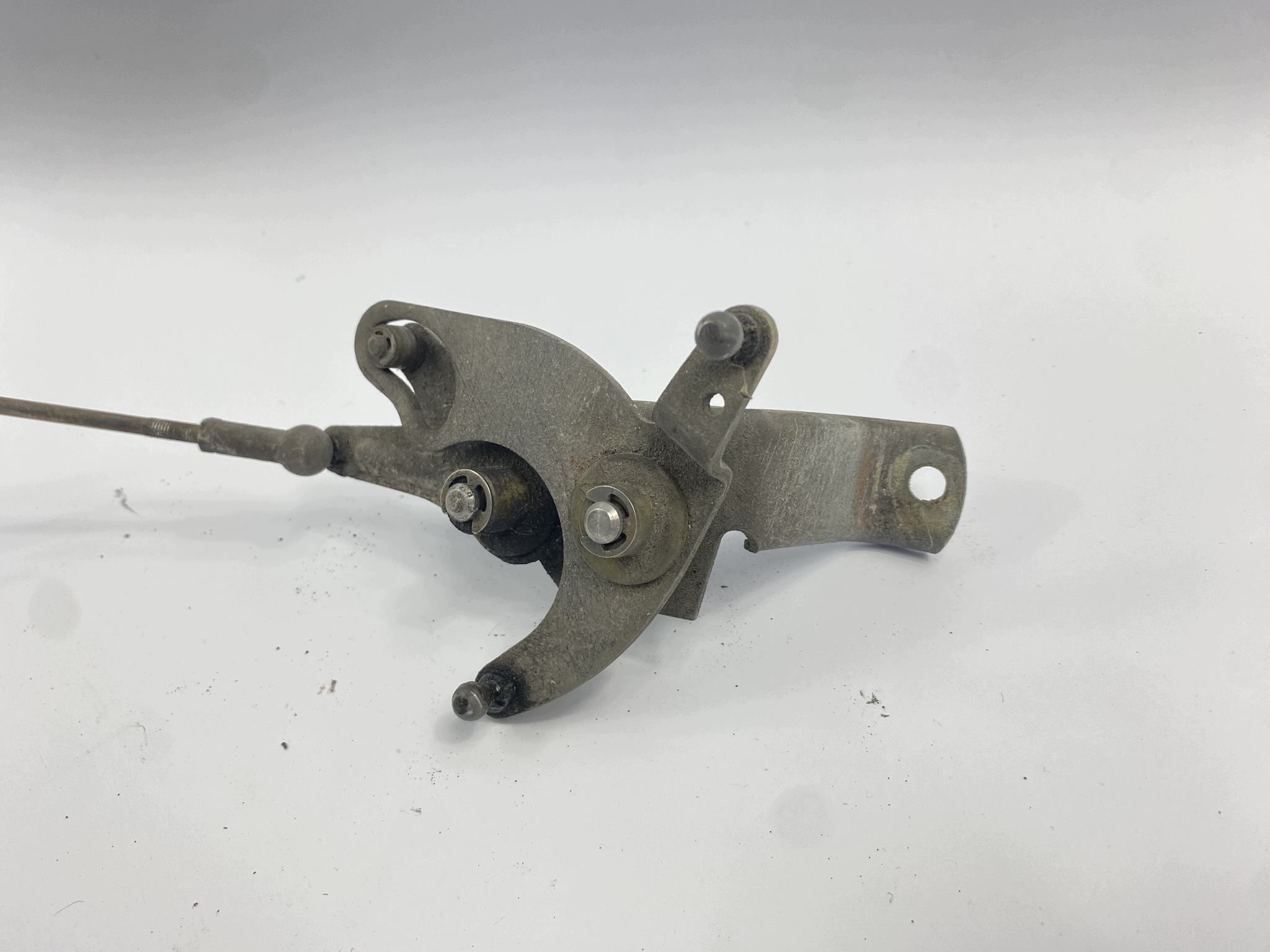 Mécanisme câble gaz régulateur Mercedes W124 W201 W126 image 8