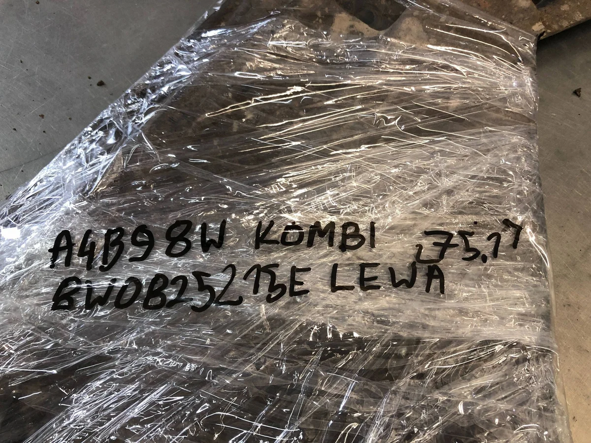 Cubierta Bajo Audi A4 B9 Kombi 8W0825215E image 3