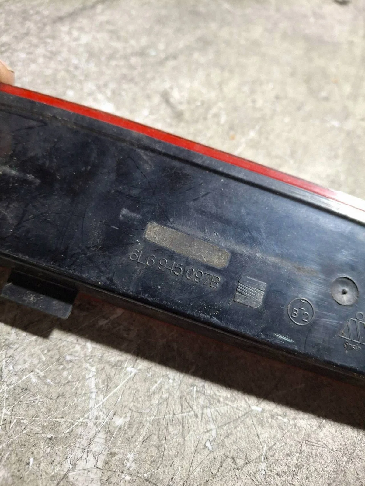 Stop Light SEAT LEON I 6L6945097B image 3