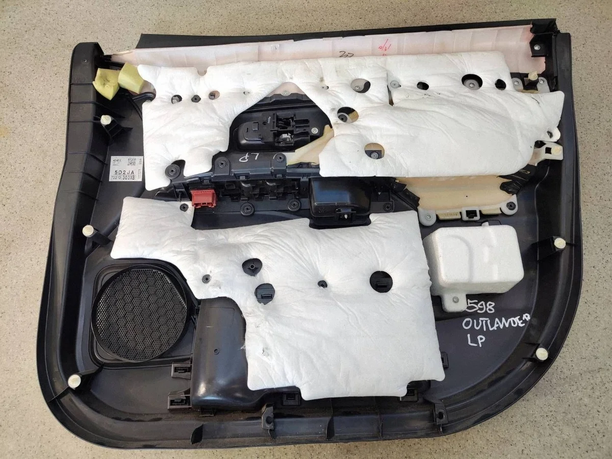 Buitendeksel deur links voor Mitsubishi Outlander III image 5