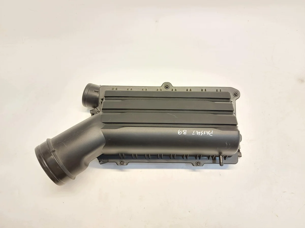 VW Passat B9 Luftfilterhus 1.5 eTSI 05e129607a