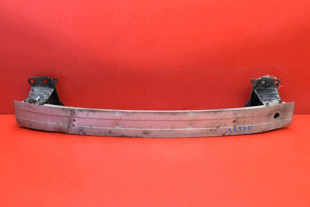 Viga Para-choques Audi A3 8P 03-05 Usada
