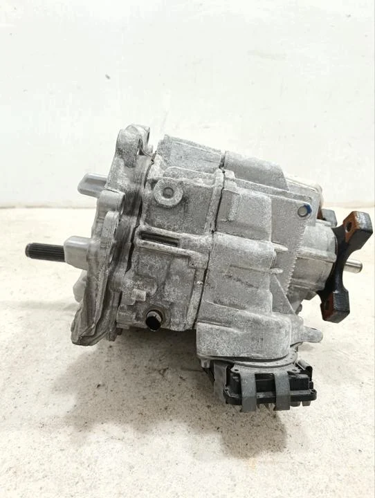 Boîte de transfert Aston Martin DBX A2132803000 image 6