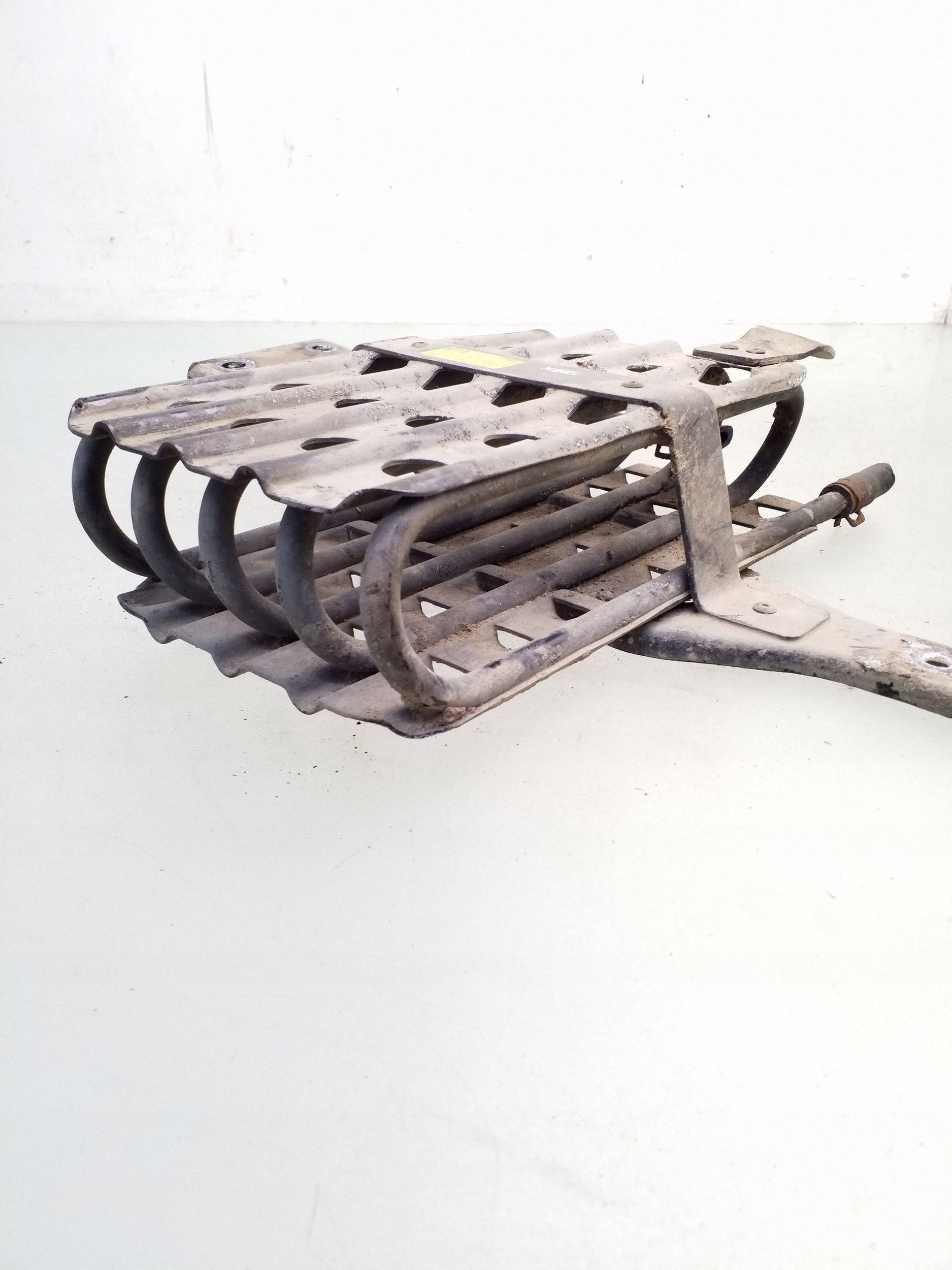 Hyundai Trajet 2003 Radiateur carburant 313603A900 image 4