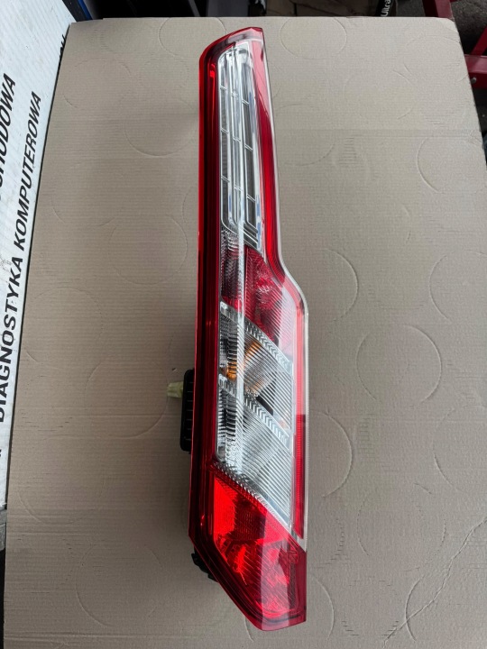 Lamp achter links Ford Transit Custom origineel 2411271 BK2113405AJ