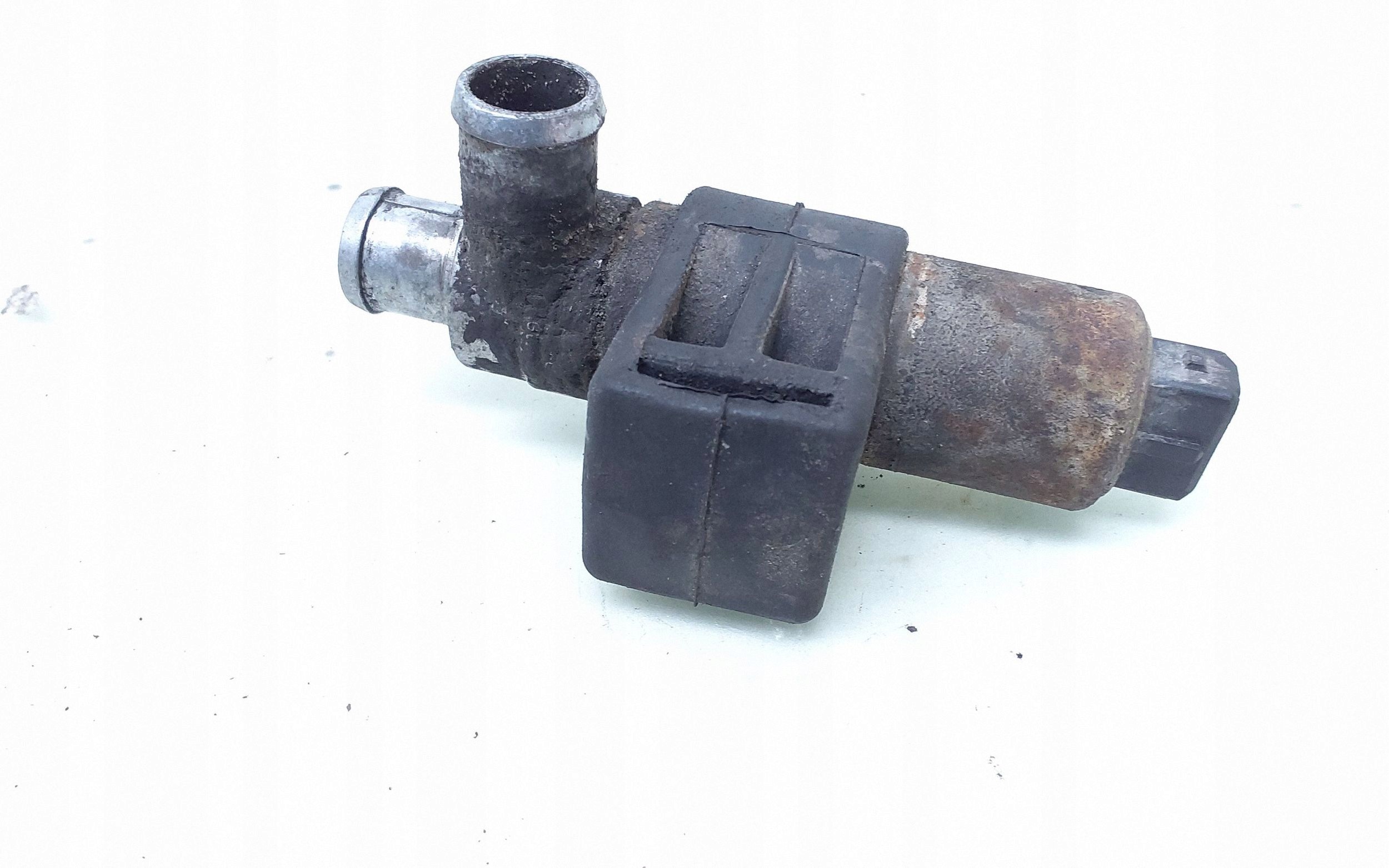 Audi 80 90 B3 Moteur pas à pas 035133455F image 3