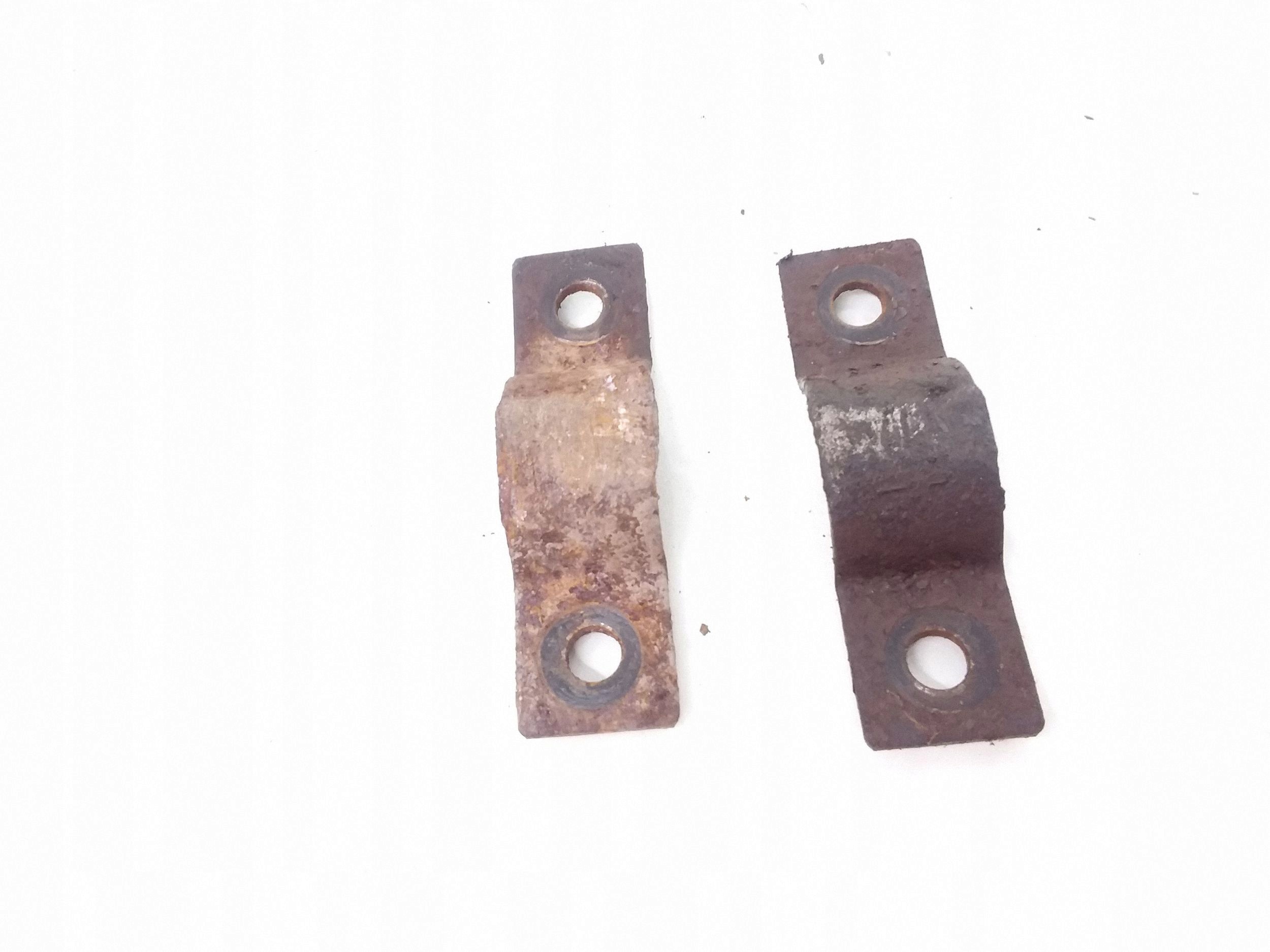 MG MGF Front Stabilizer Clamp OEM ARA233151