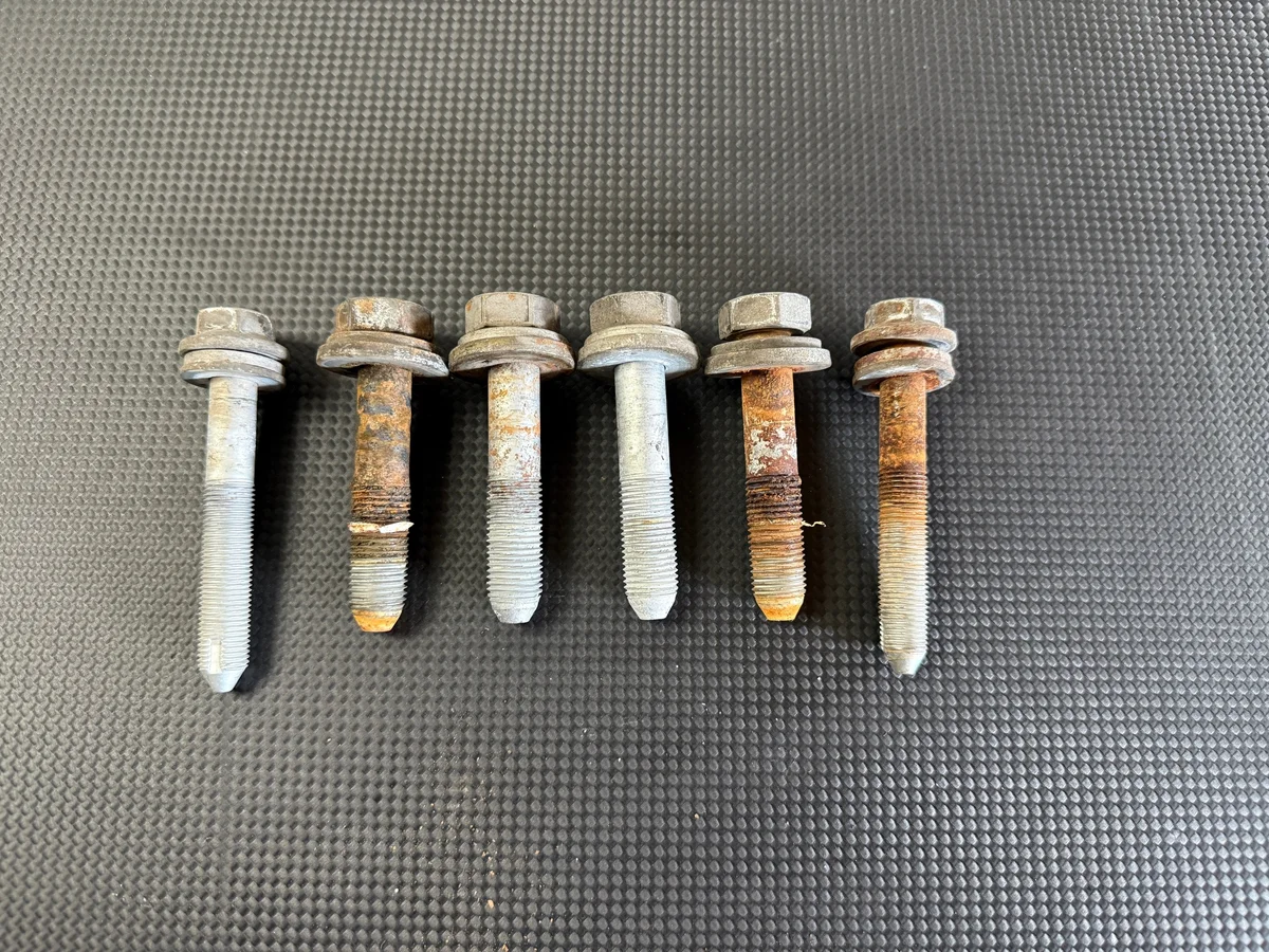 Tornillos Suspension Fiat 500 Abarth 51781 TP Usado