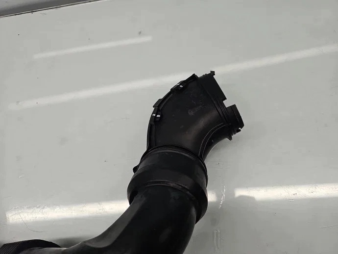 Rura dolotu powietrza Dacia Duster 2 1.5 dCi K9 165554494R