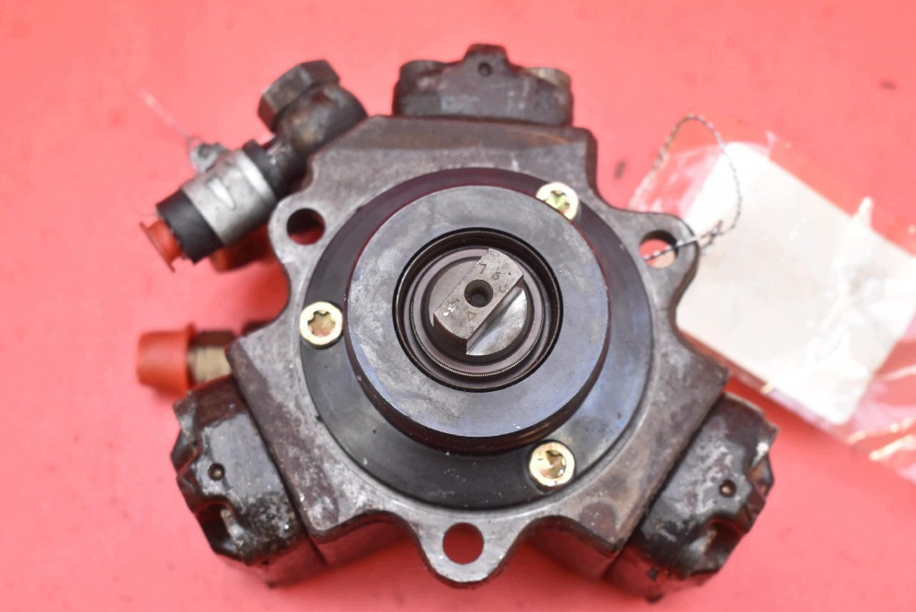 Begagnad insprutningspump Fiat Opel 1.3 JTD CDTI 0445010138 55198933