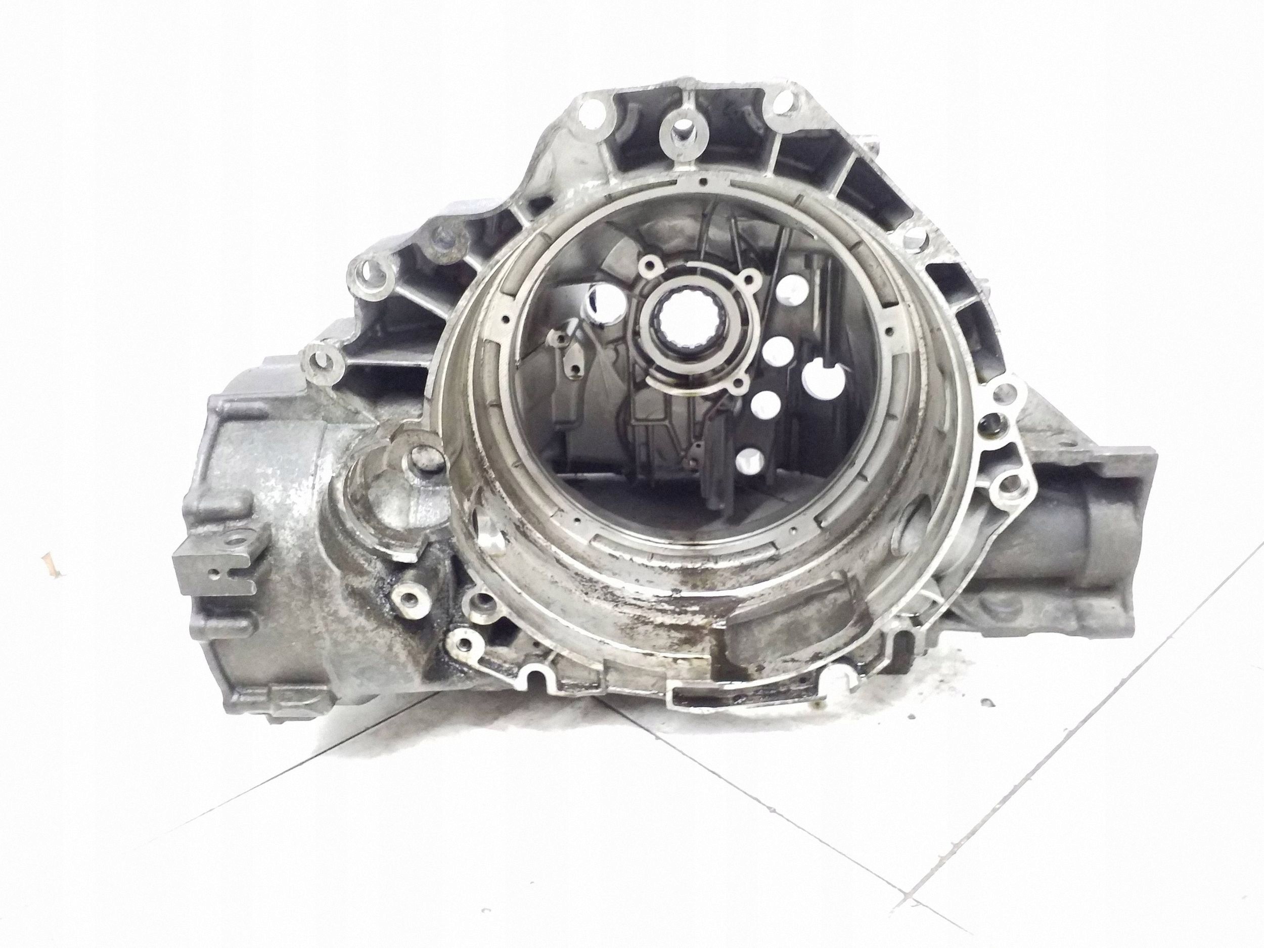 2012 Audi A6 S6 C7 4G Vaihteiston osa 0b5301103p