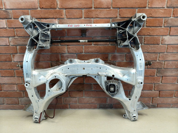 BMW F01 F02 F06 F07 F10 F12 SANKI VAKAIN ETUOSA 6796693 2WD