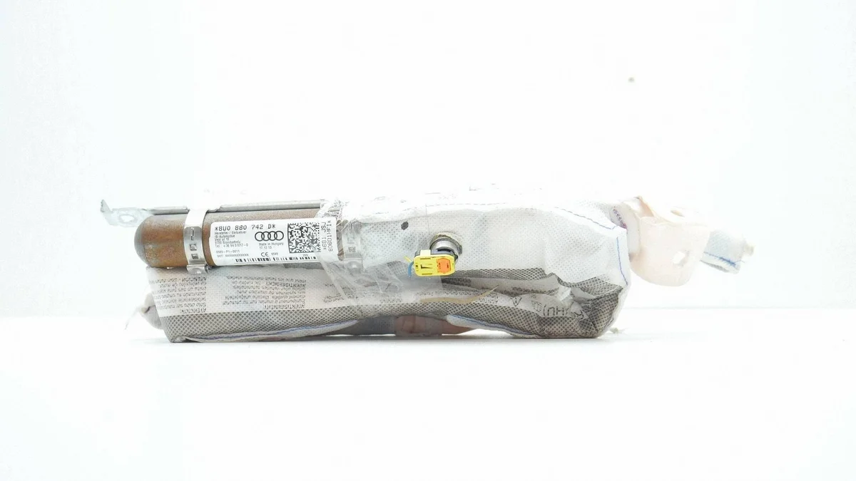 Cortina Airbag Audi Q3 8U 2011- Lado Direito