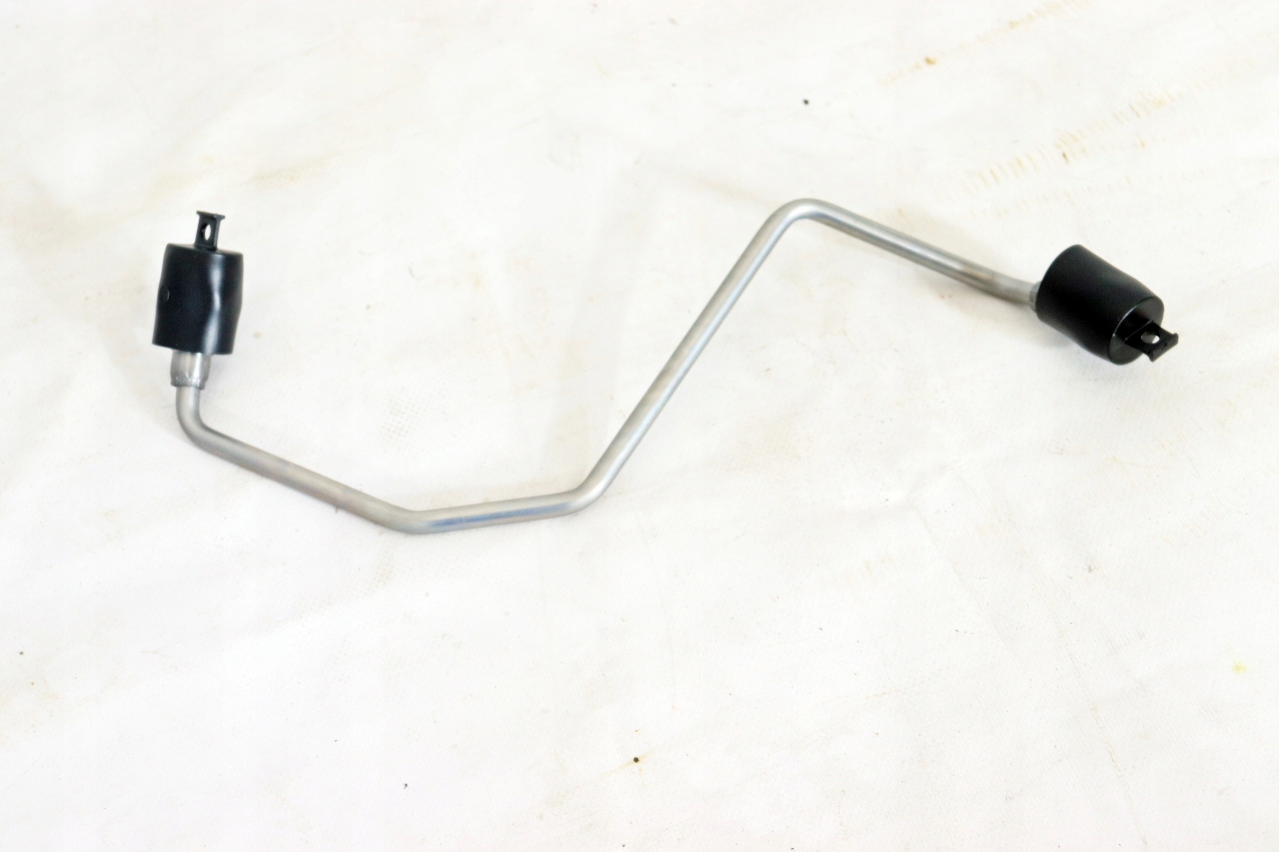 Conduit d'huile Citroen OE 9806879480