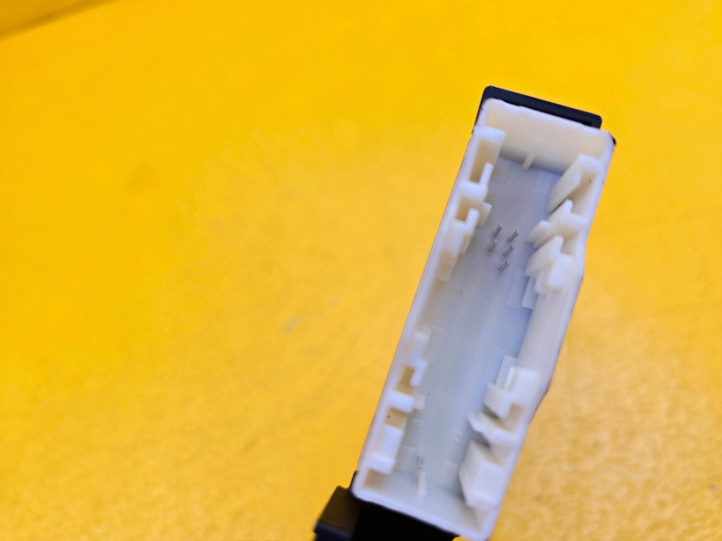 Module immobiliseur Mercedes Vito W447 A4479008422 image 4
