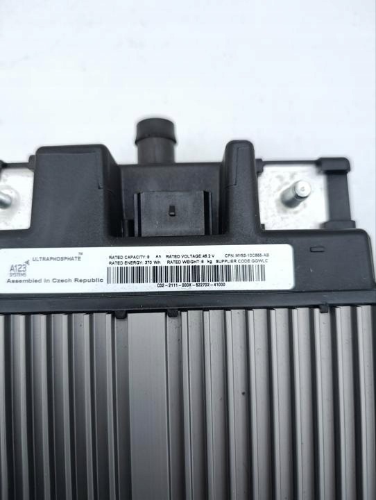 Bateria Aston Martin DBX MY83-10C655-AB Usada image 8