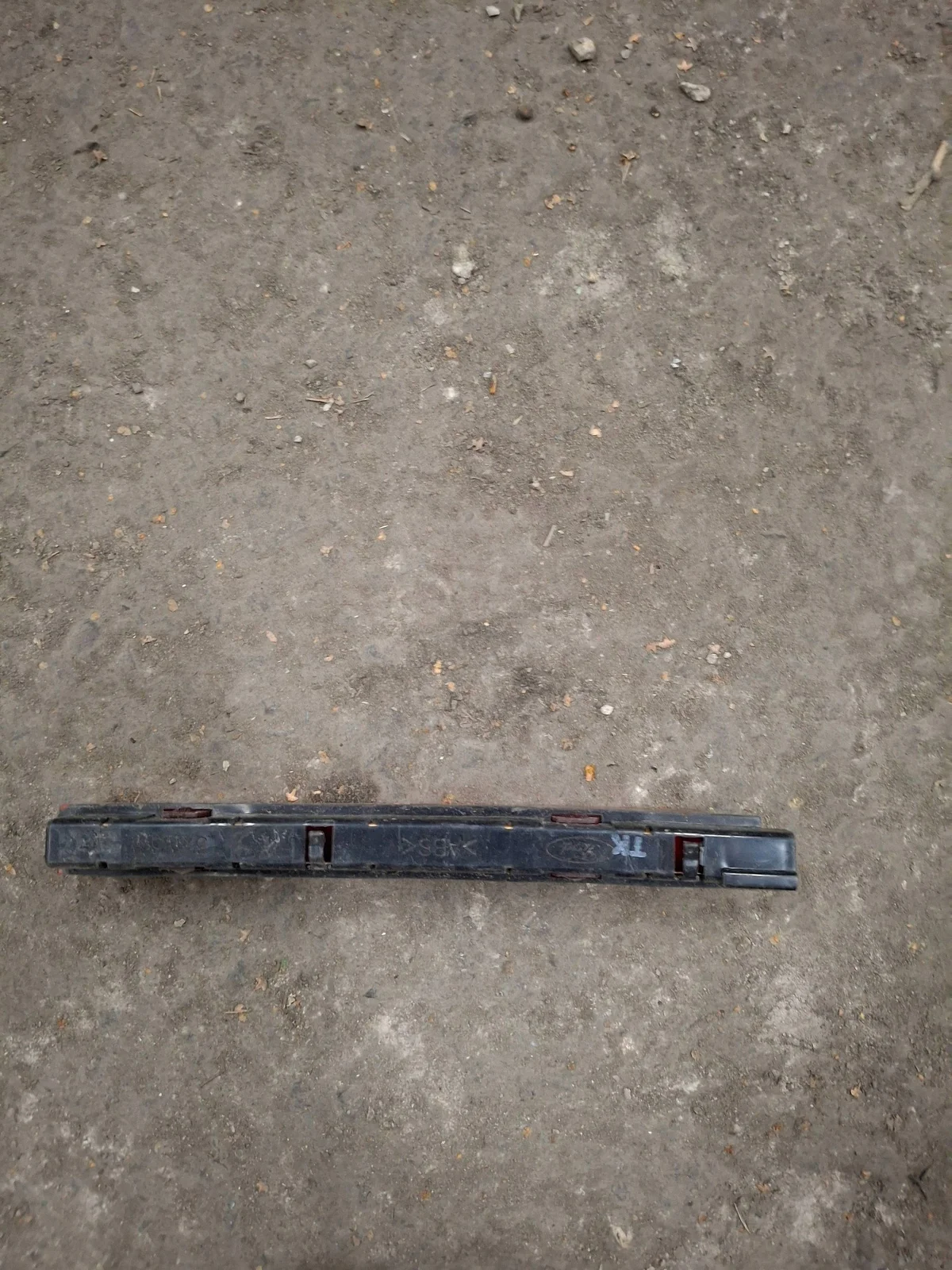 Bromsljus Ford OE 1S71-13A613-AC image 3