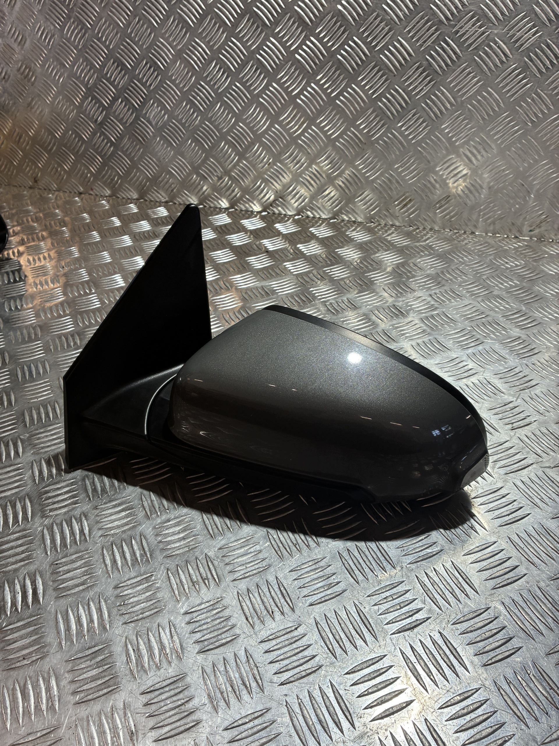 LUSTEKO ytterbackspegel vänster 10-pin Hyundai Kona I OS 17- image 2