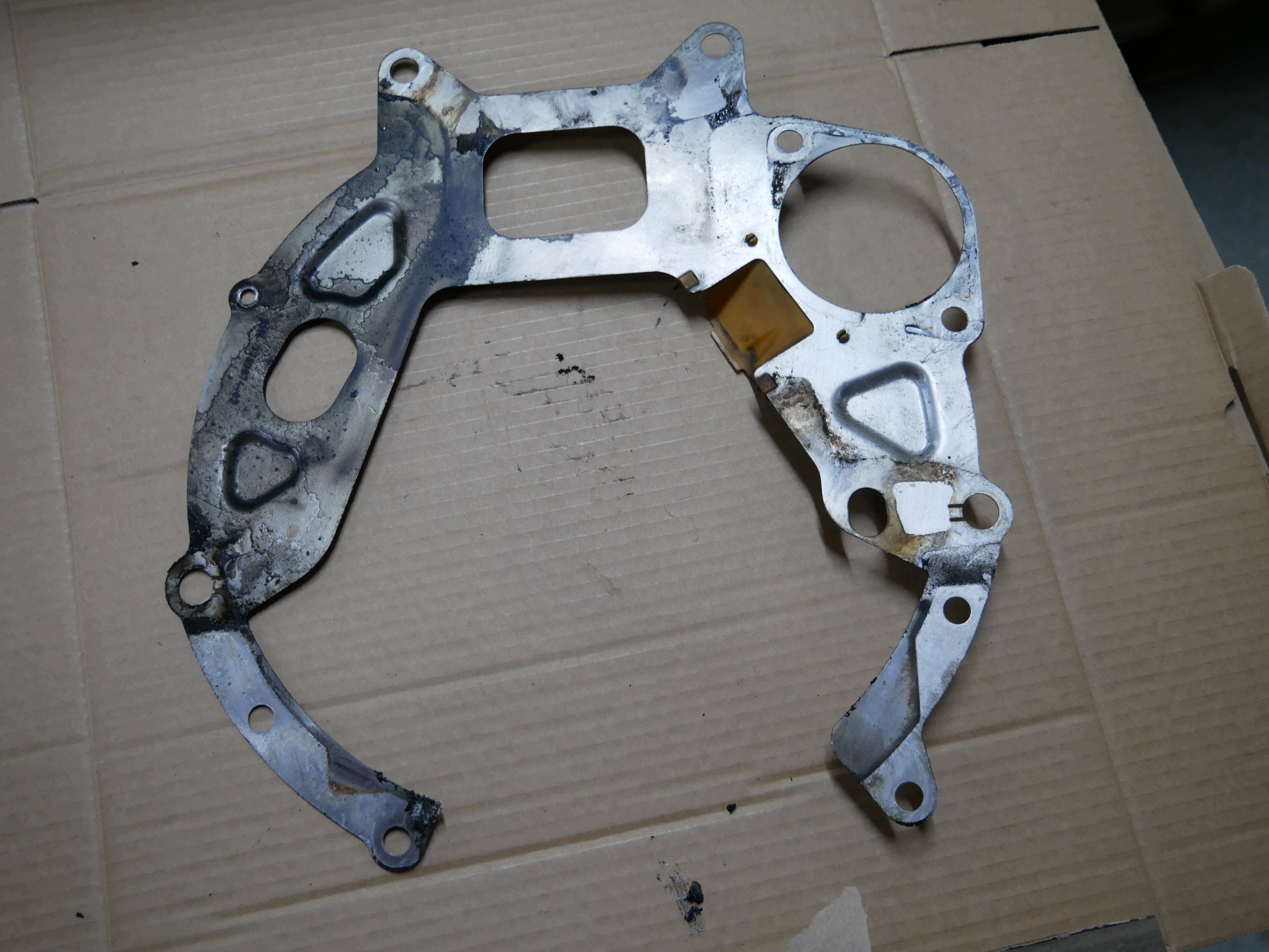 BMW M47N2 moottorin tiiviste, käytetty