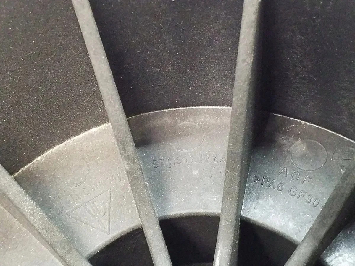 Porsche Taycan 9J1 Dämpferhalter vorne 971511177A image 3