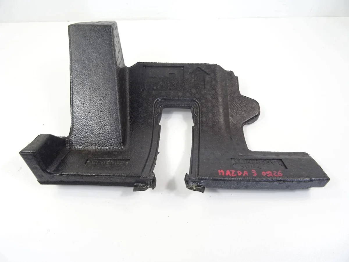 Mazda 3 BJS8686V1 Isolamento Pavimento Sinistro