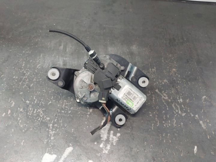 Mercedes W245 Takalasinpyyhkimen moottori A1698201440