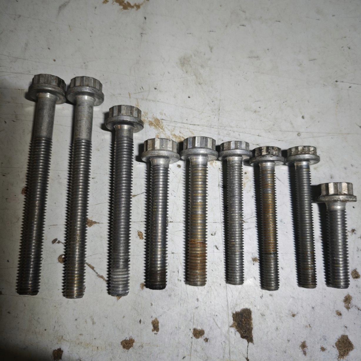 Audi A6 C7 A4 B8 A7 vaihteiston ruuvit Multitronic