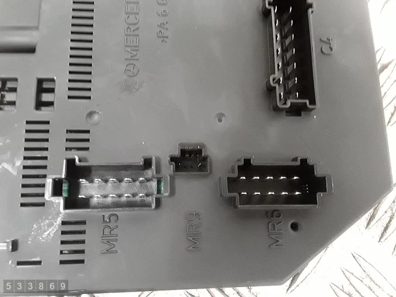 Mercedes W221 ECU 3000 Diesel A2215401001 image 4