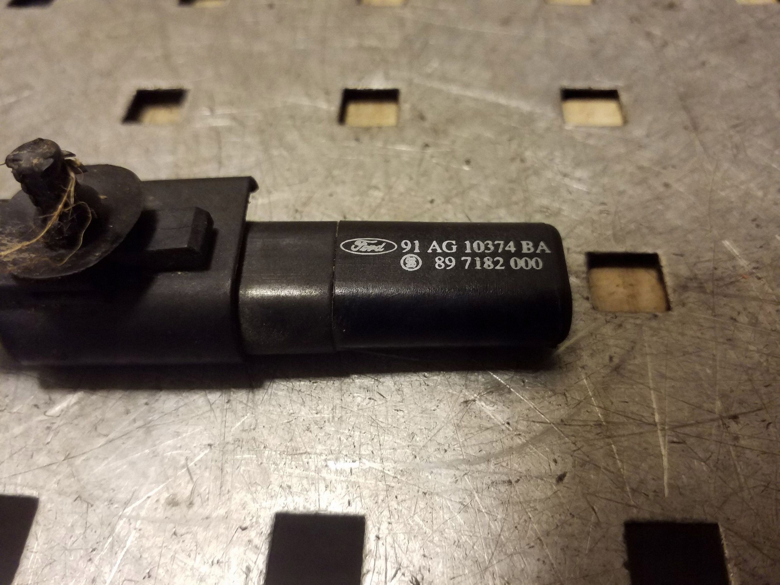 Ford OE 91AG10374BA Käytetty osa