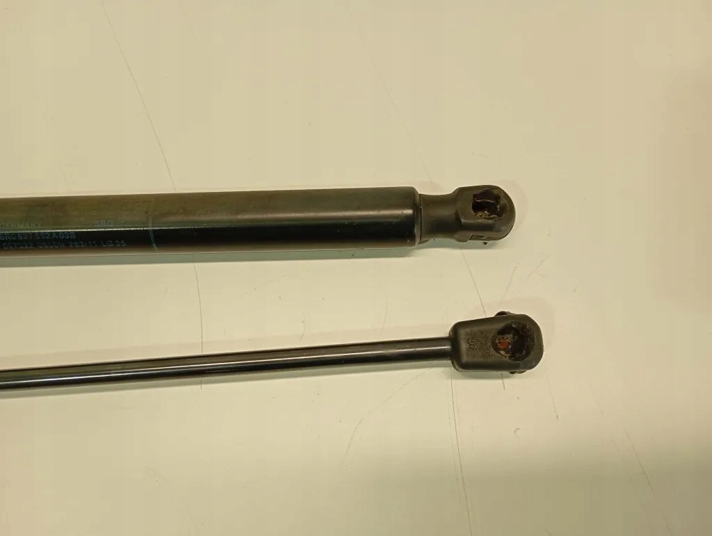 Audi Q5 8R0 kofferklep telescoopcilinder 8R0827552