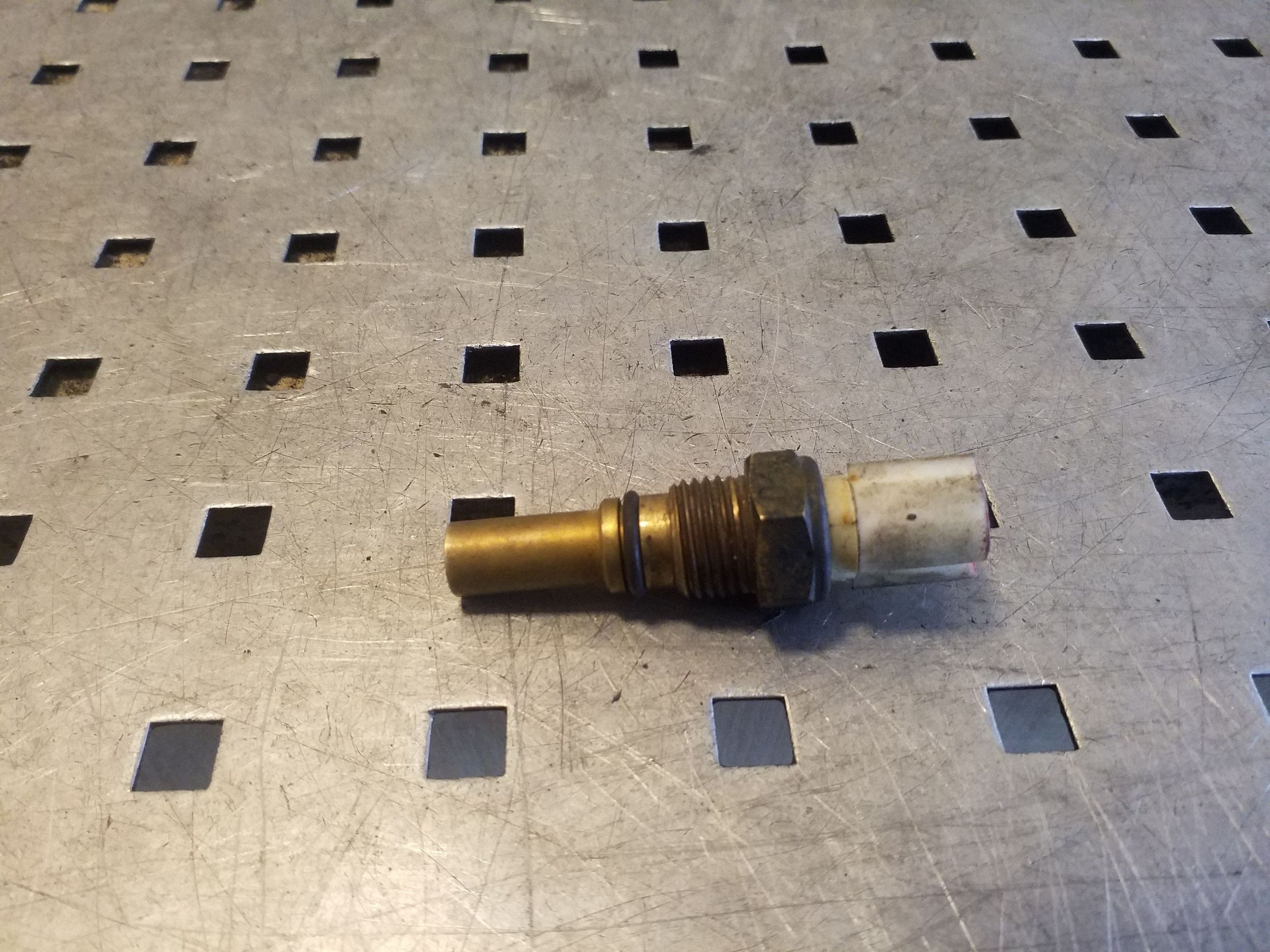 Sensor Temperatura Líquido Arrefecimento Toyota RAV4 XA20 image 2