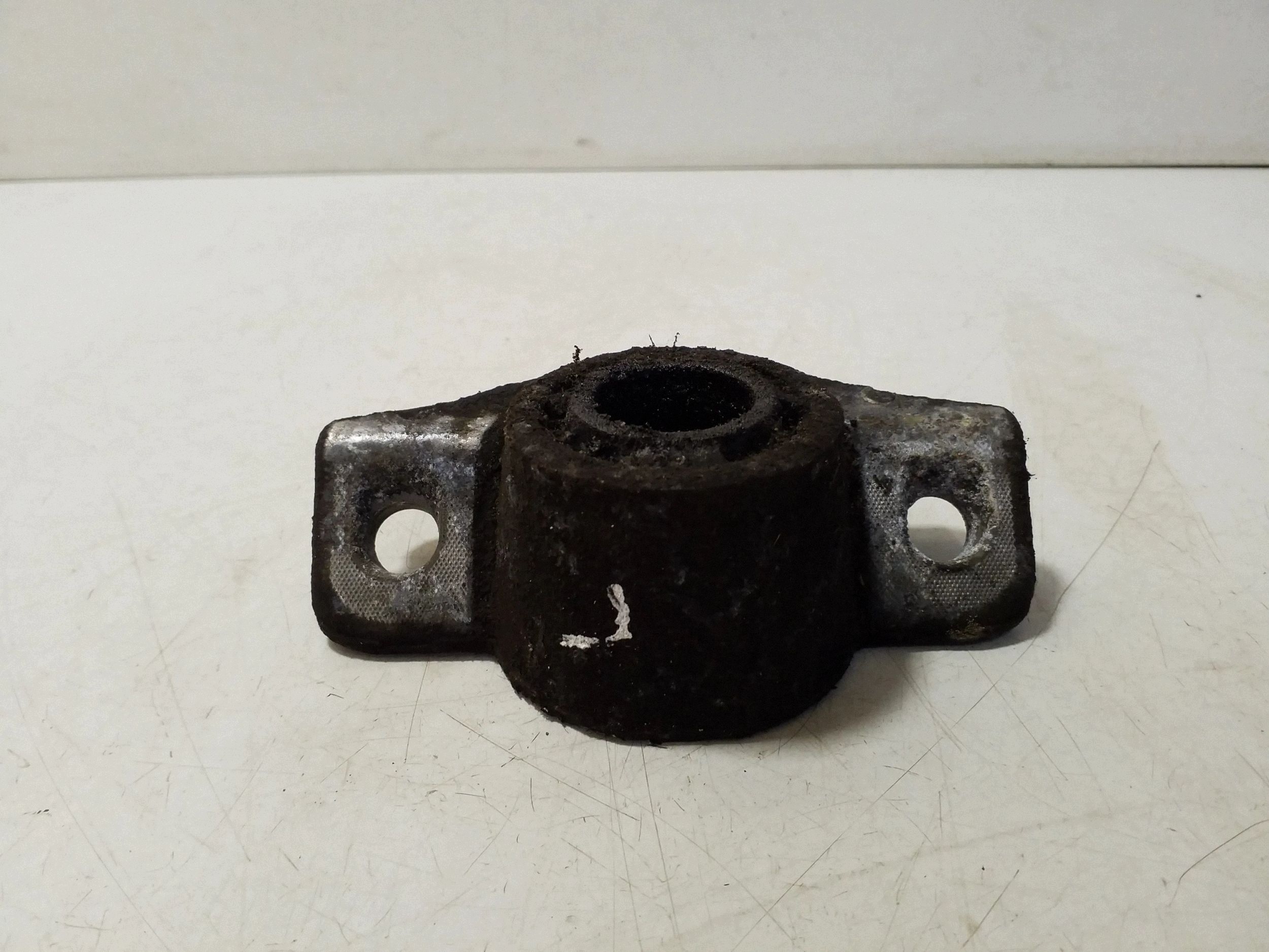 Opel Zafira C Dämpferbefestigung Heckklappe links 13345960 image 2