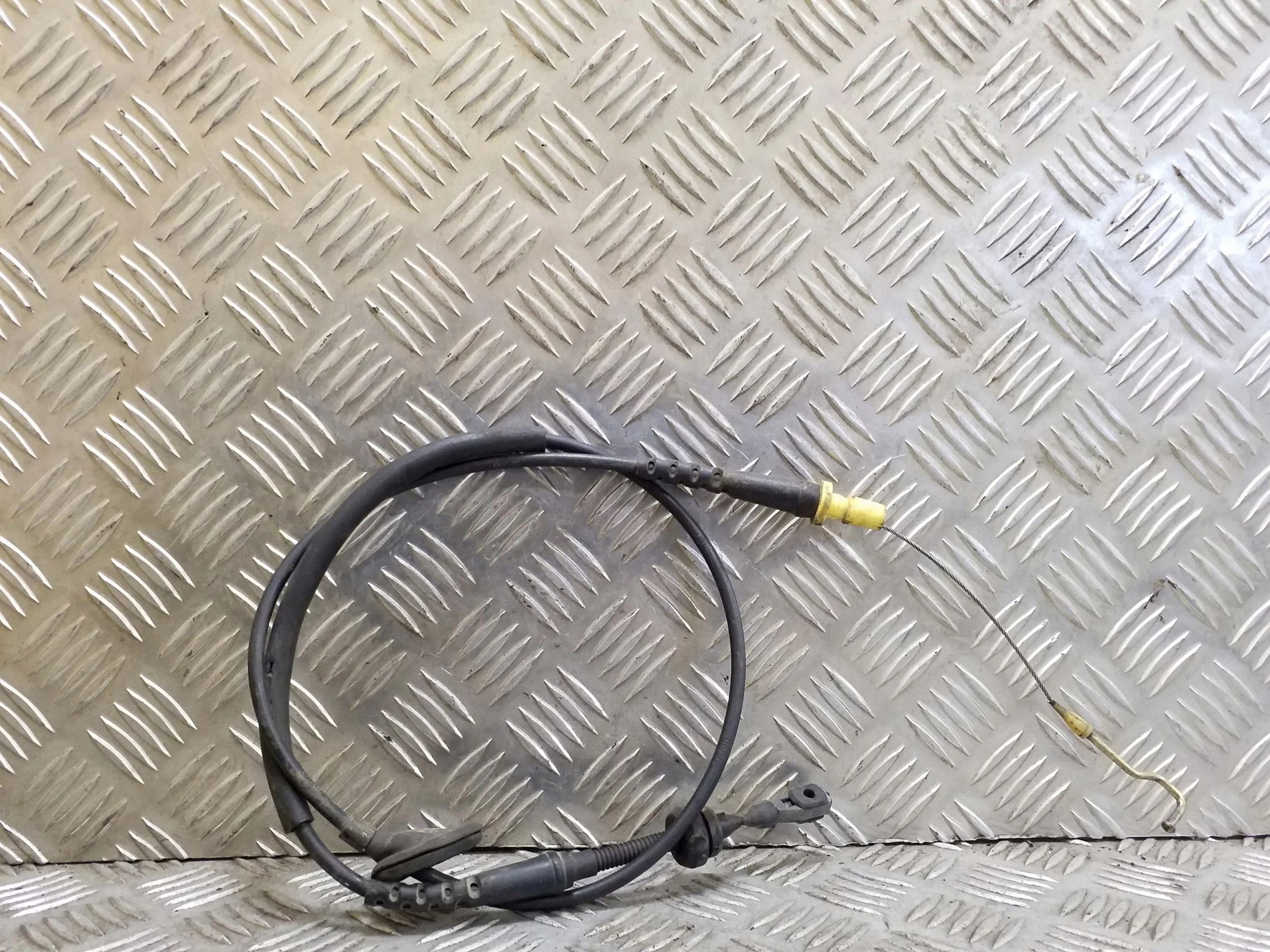 VW Passat B4 Gaszug 3A2721555D