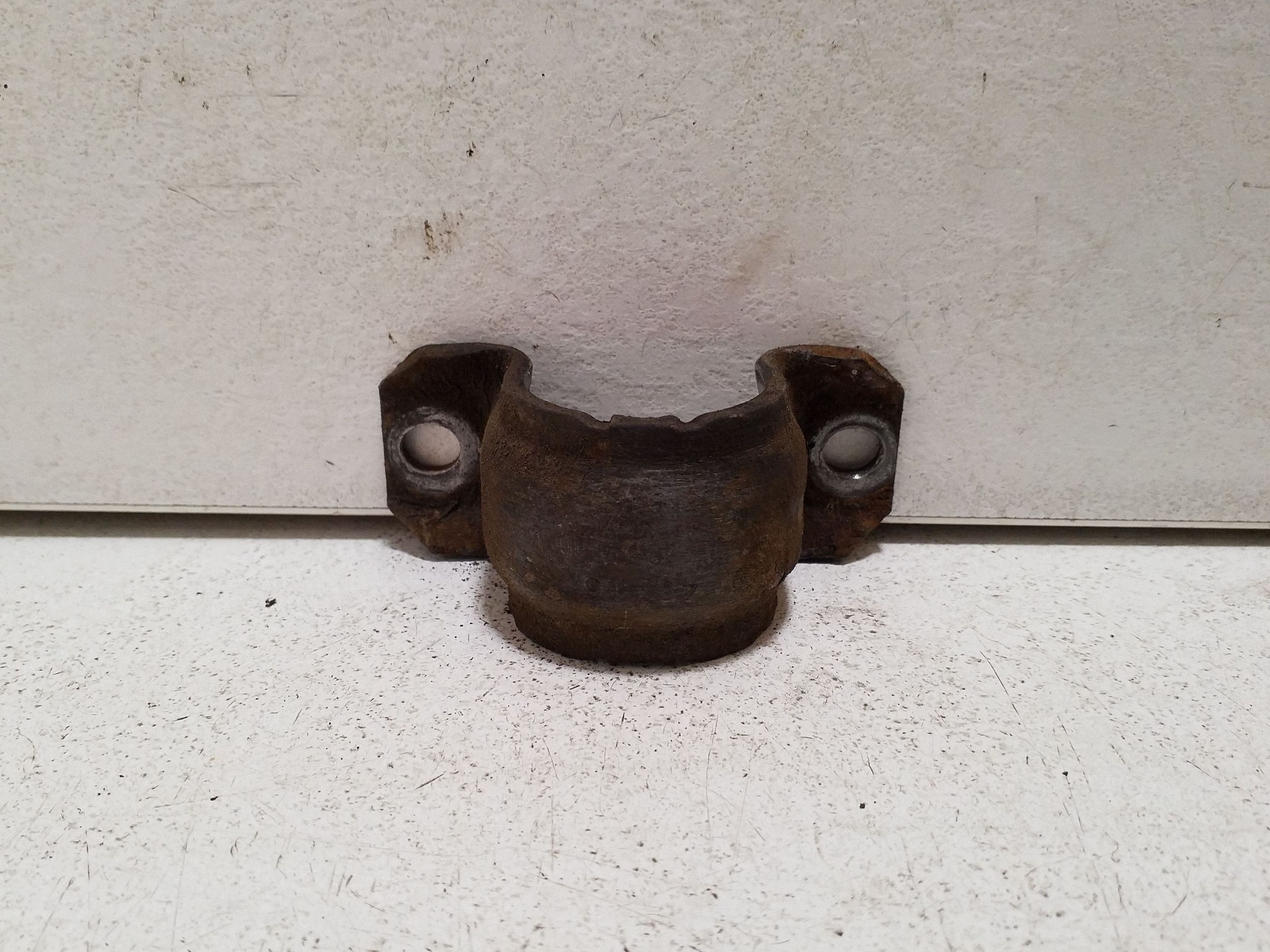 Support de barre stabilisatrice arrière VW Passat B8 image 2