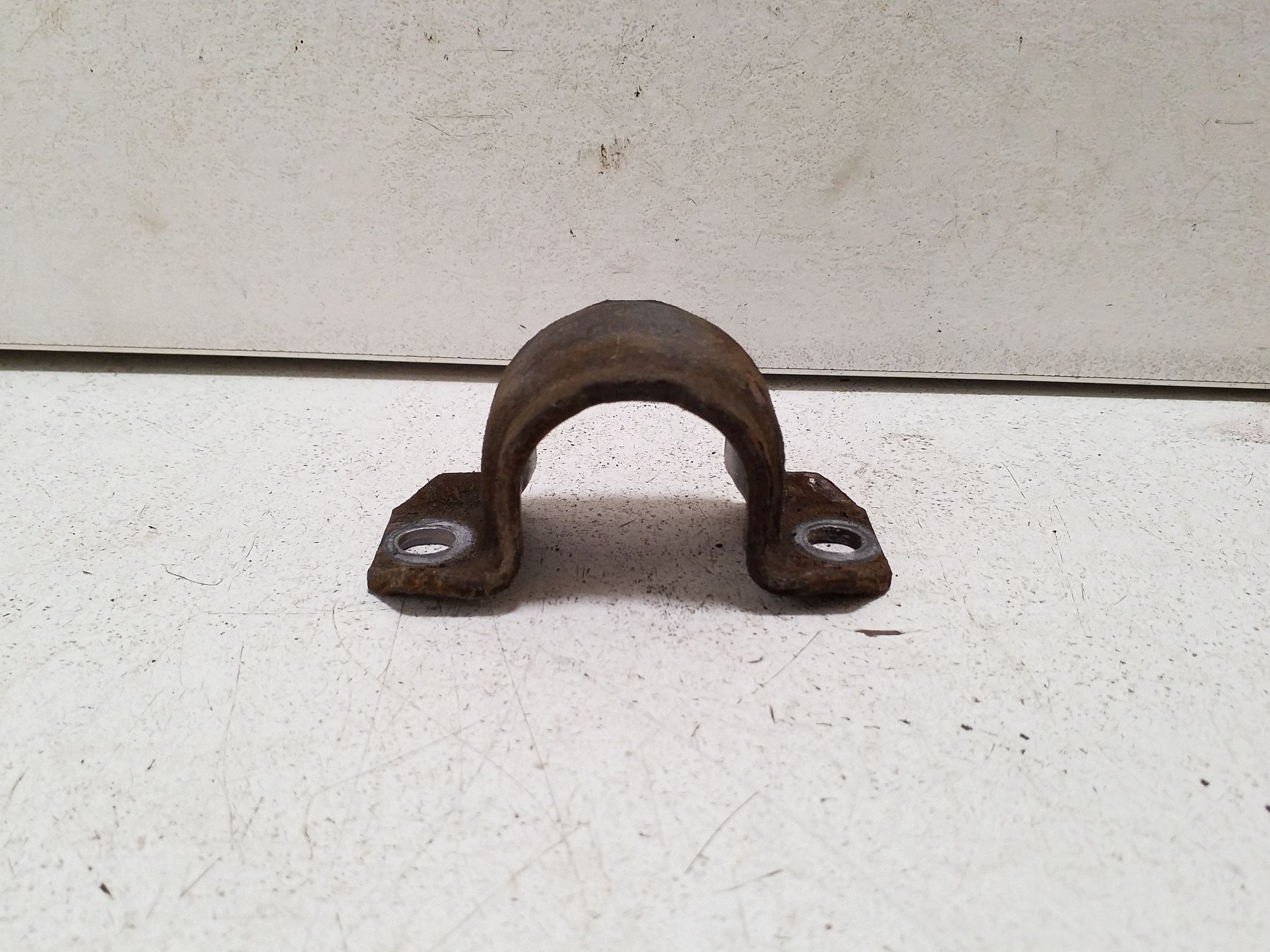 Support de barre stabilisatrice arrière VW Passat B8 image 4