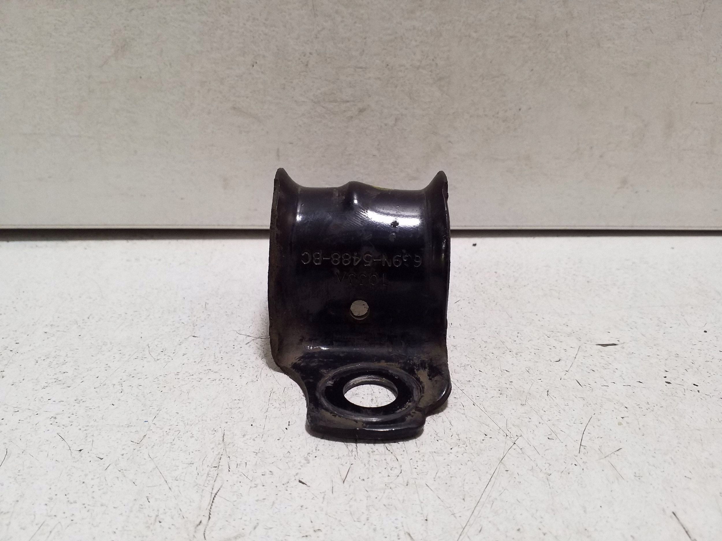 Land Rover Discovery Sport Front Stabilizer Bracket 6G9N5488BC