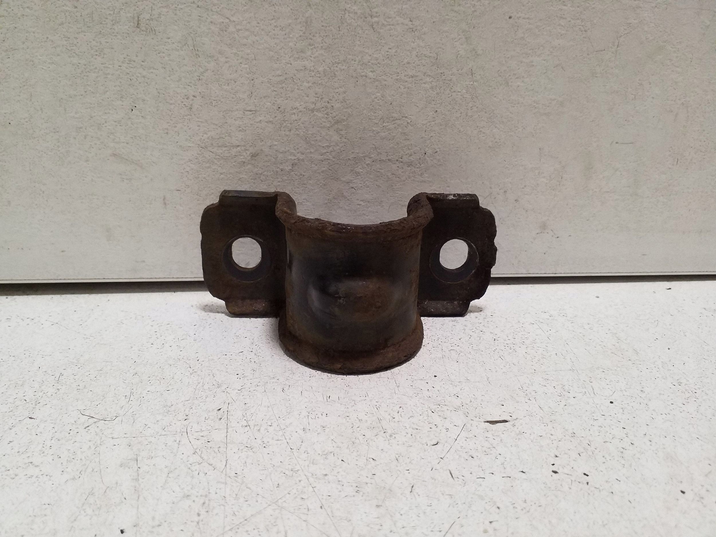 Abrazadera estabilizador trasero Land Rover Discovery Sport image 2