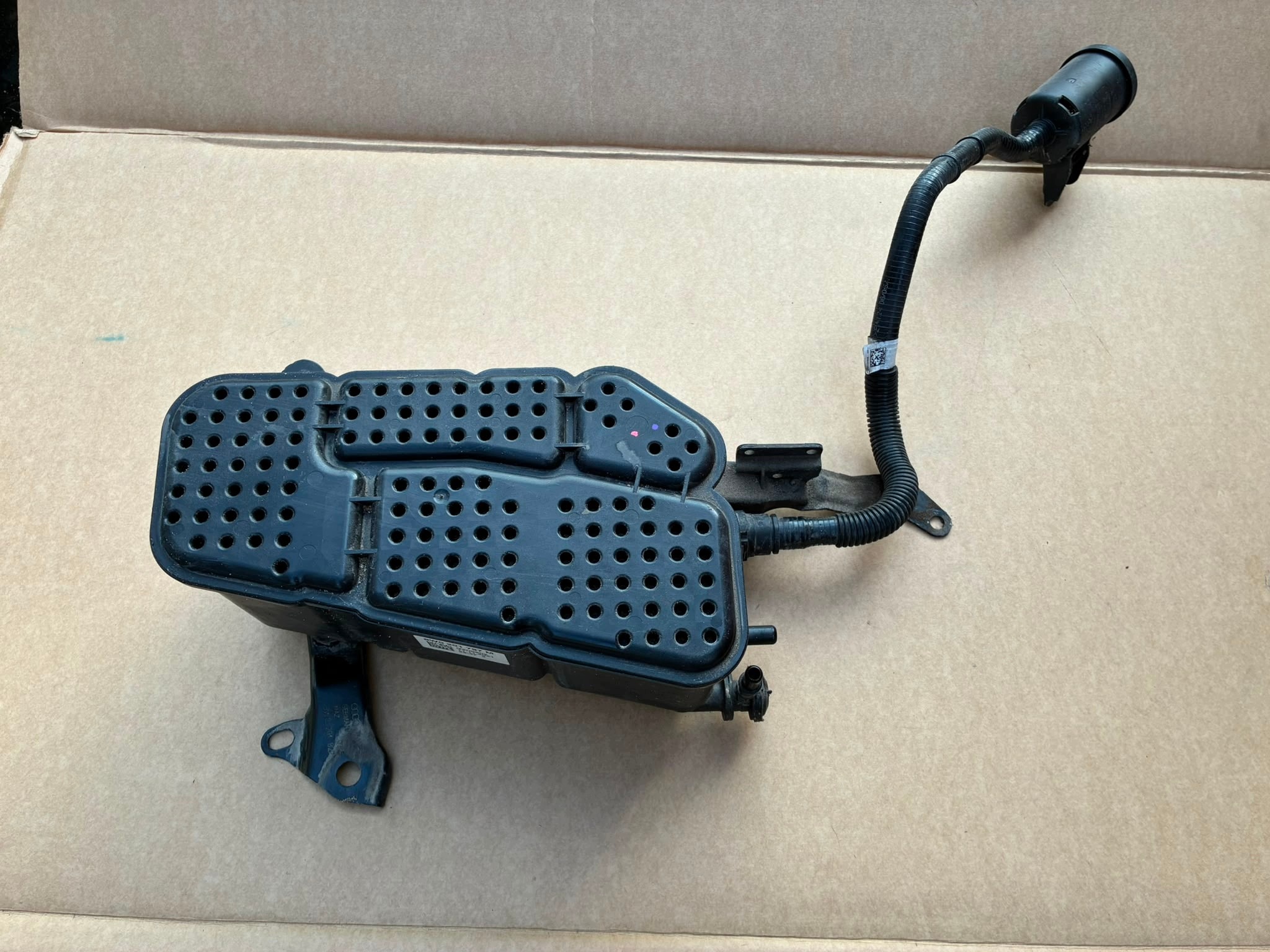 Audi A5 B9 Aktivkohlefilter 8W0201797M image 2