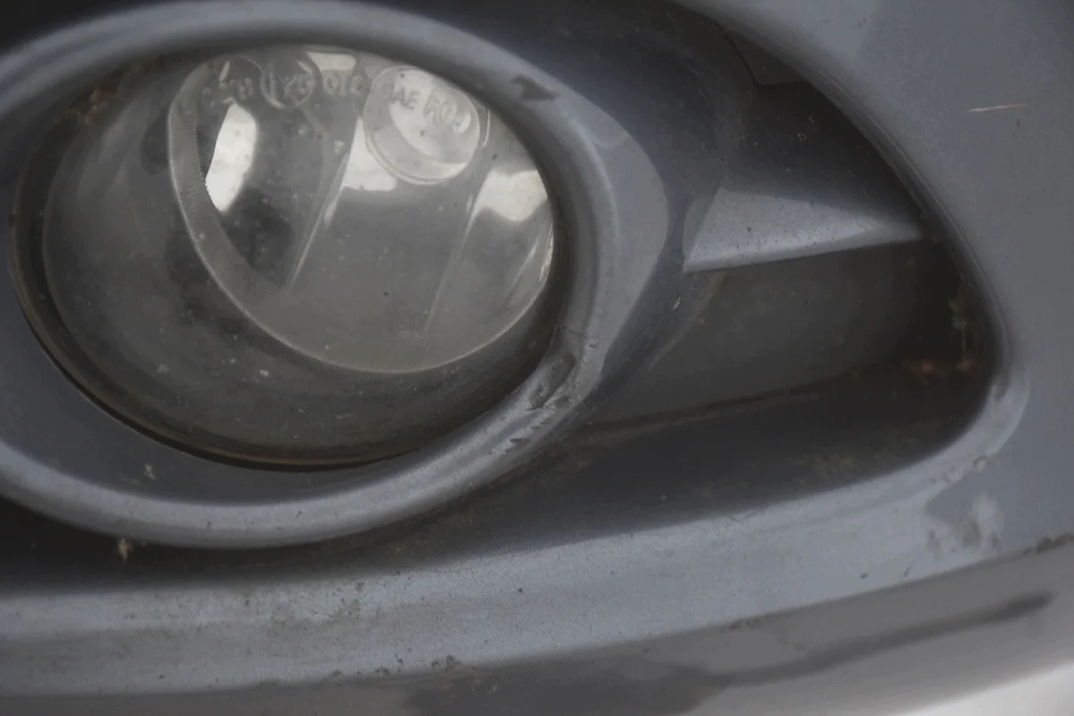 VW Eos Front Bumper w/ Washers OEM 150210 image 10