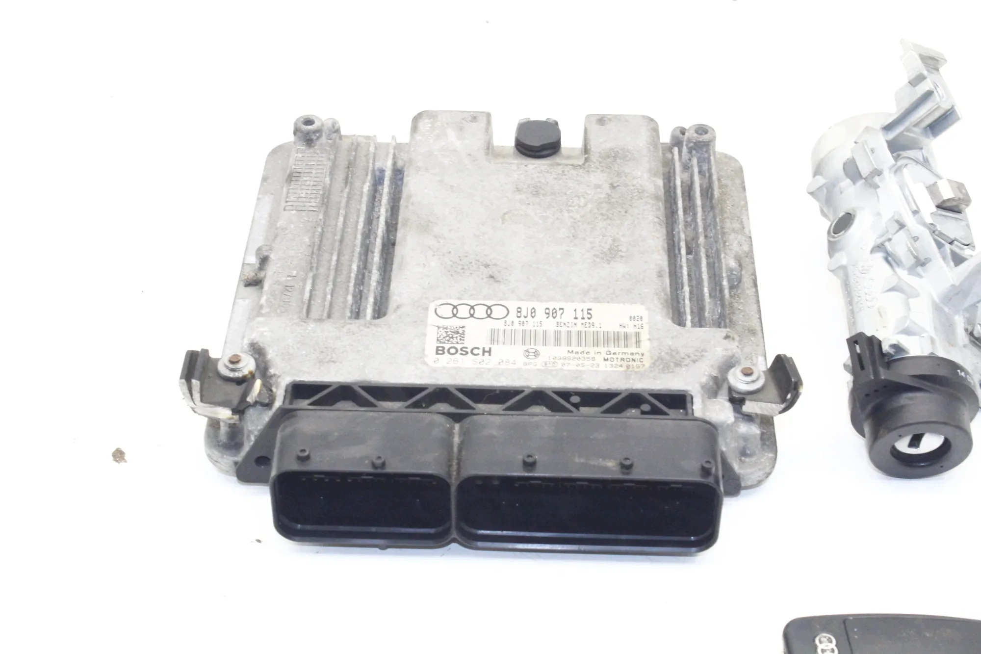 Sytytyspuola Audi TT 8J3 2.0 147kW 2007